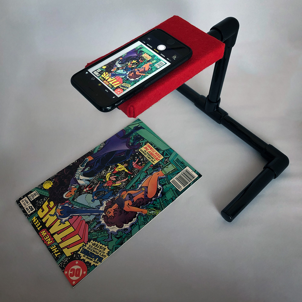 Teen Titans Comic Book on Easy Photo Stand